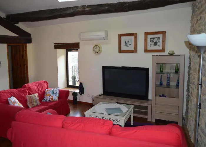 L'apartement Deluxe アパート *